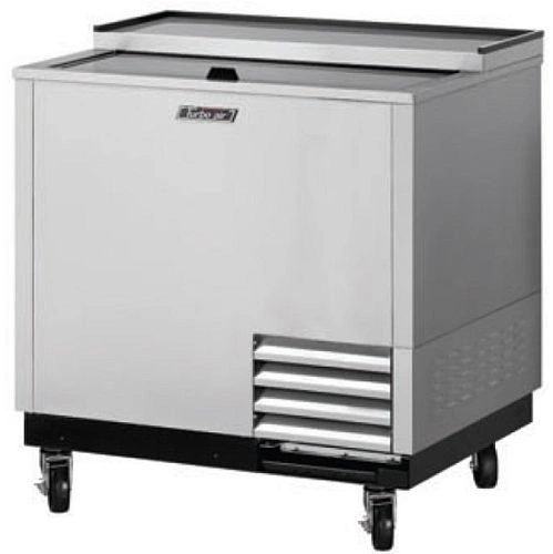 2f0890dd133cf8f325aedd11ab54c0f2.webp Шкаф морозильный барный TURBO AIR TBC-36SD-GF с вертикальной загрузкой